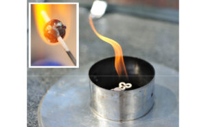 KOBEとんぼ玉ミュージアム震災31年「1.17希望の灯り」の分灯でとんぼ玉の制作体験1月10日（土）～31日（土）KOBEとんぼ玉ミュージアム震災31年「1.17希望の灯り」の分灯でとんぼ玉の制作体験